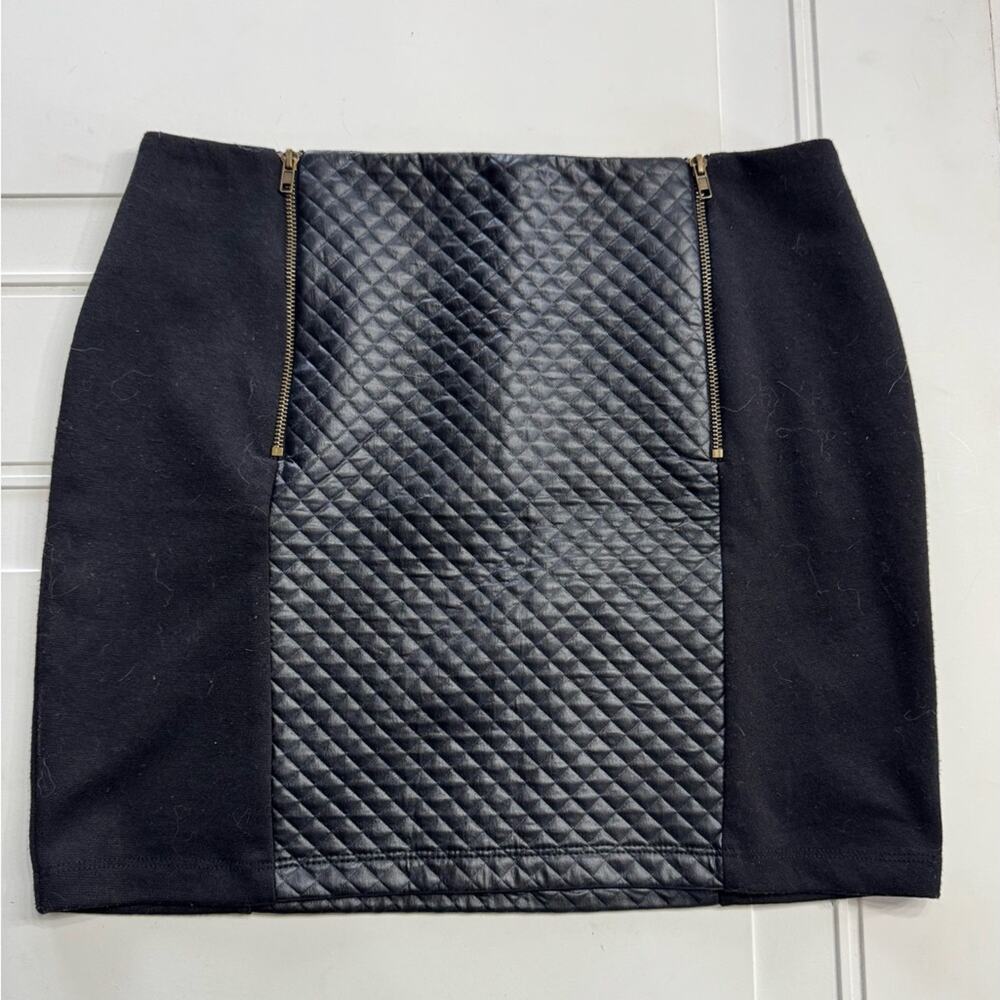 Monteau Womens Sz S Black Mini Skirt Zipper Quilted Faux Leather Two Tone